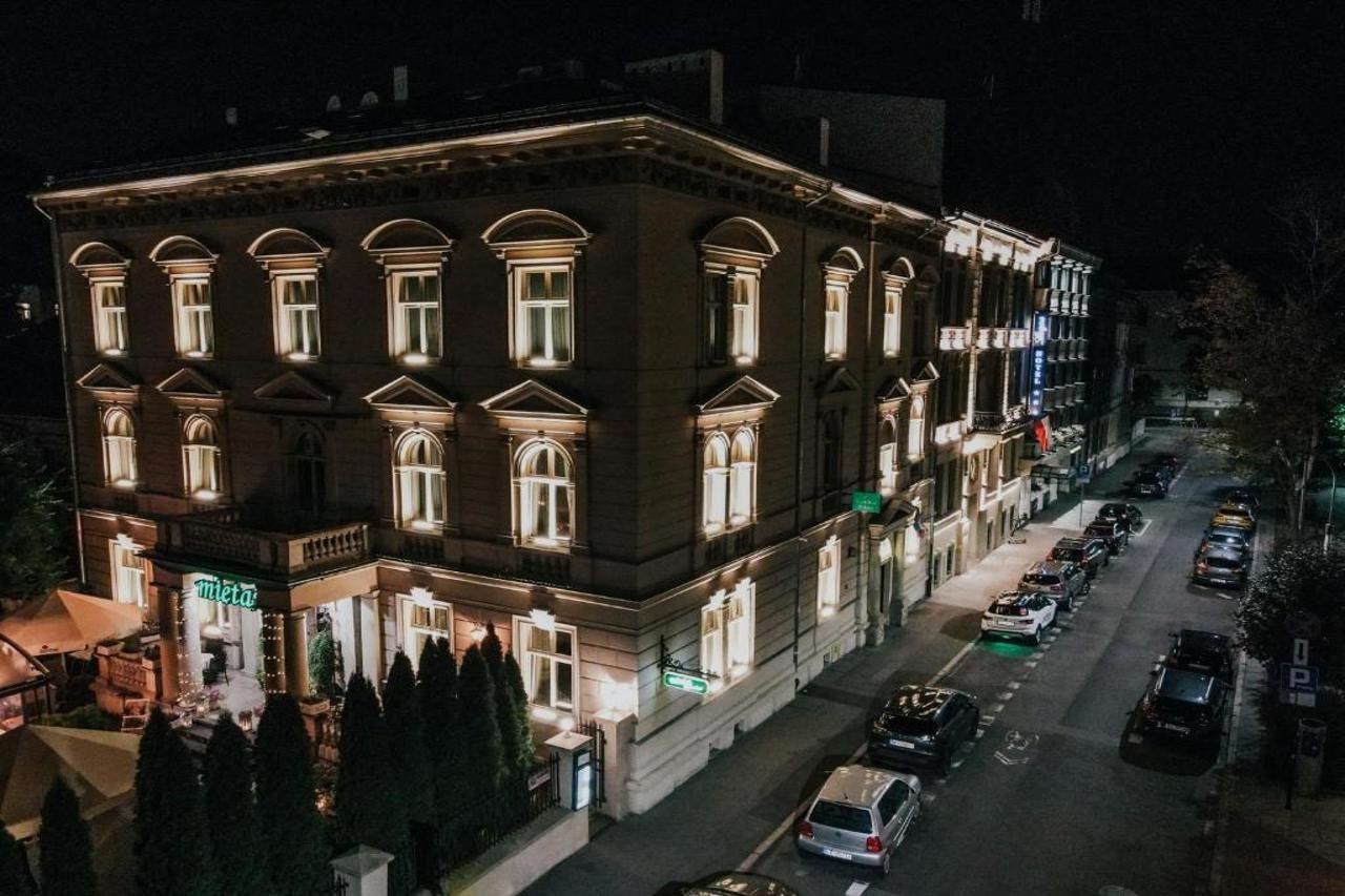 Garden Palace Краків Екстер'єр фото